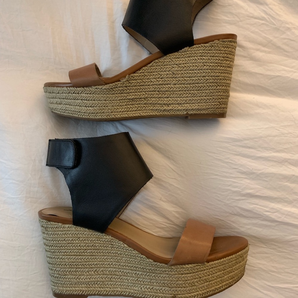 brown/black Lucky Brand wedges